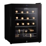 Hisense RF632N4WIE American Fridge Freezer