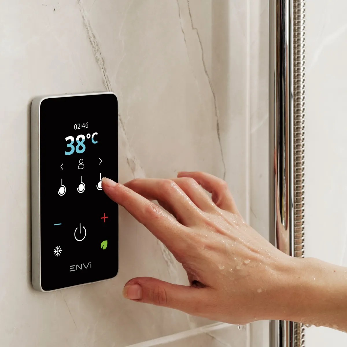 Ducha eléctrica digital Triton ENVi DuElec 9 kW negro mate